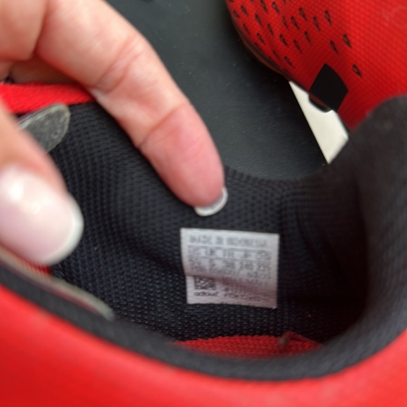 Red & black Adidas Predator Soccer Cleats - Picture 6 of 7